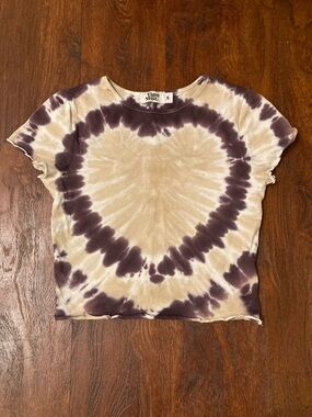 Tiger Mist Beige and Purple Tie-Dye Heart Short Sleeve Tee